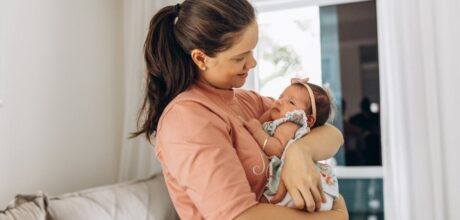 Como ajudar seu bebê a dormir melhor: dicas práticas