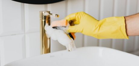 Guia Completo de Higiene do Bebê: Dicas e Cuidados Essenciais para Pais de Primeira Viagem